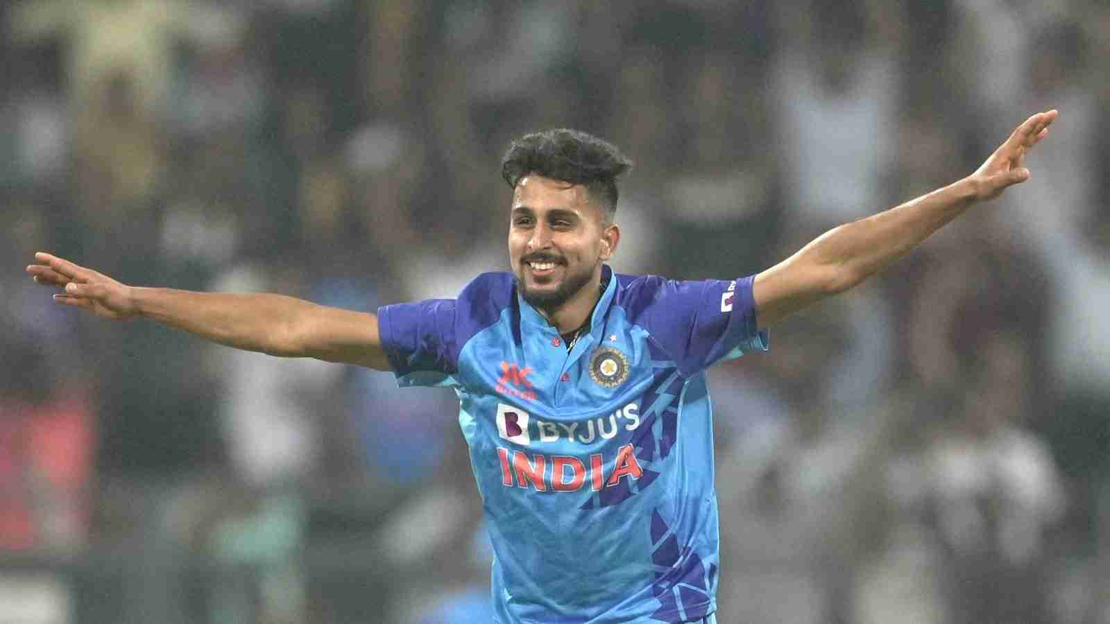 Aakash Chopra questions Umran Malik's exclusion from all recent Indian squads