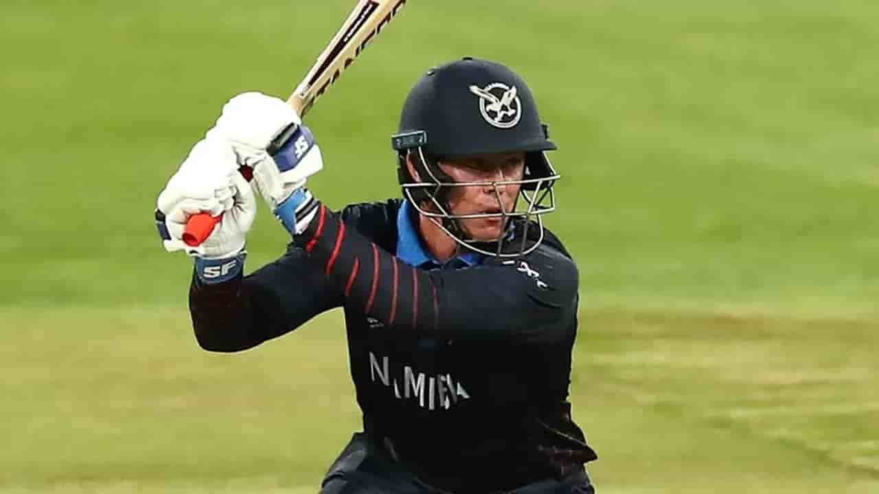  Michael van Lingen creates ODI history for Namibia
