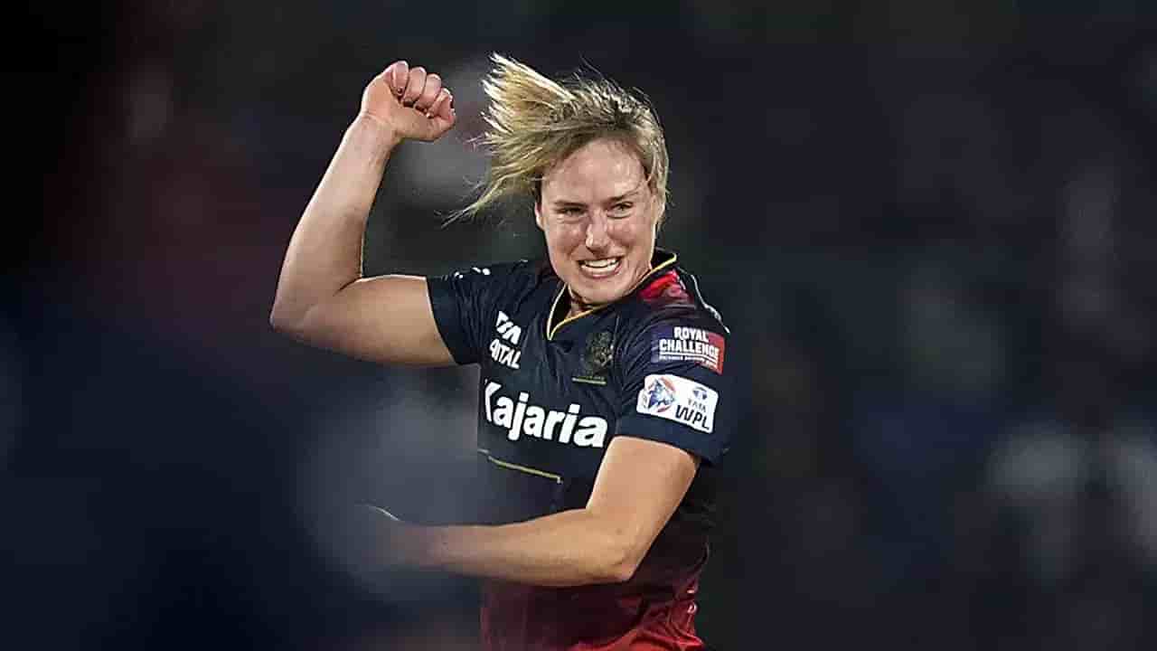 Ellyse Perry becomes the sixth woman cricketer to score 9,000 T20 runs, joining an elite group of legends like Suzie Bates, Sophie Devine, and Meg Lanning.