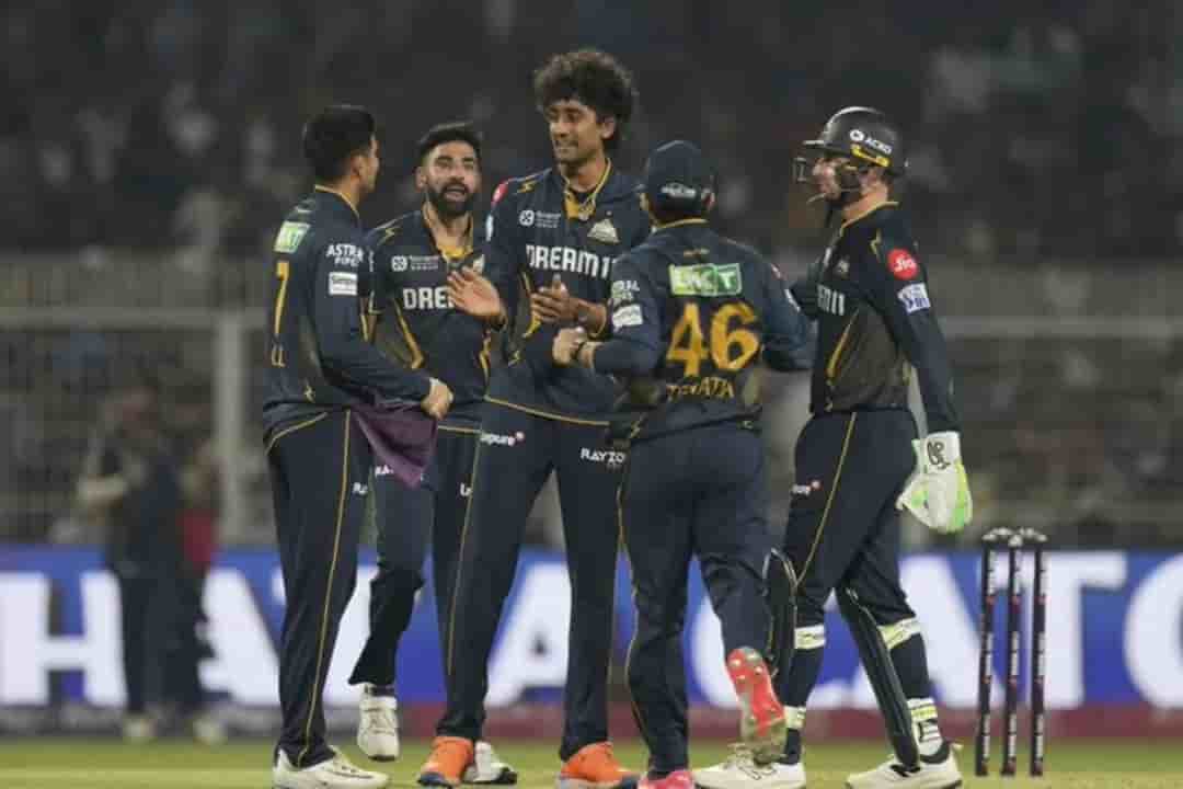  Fans go crazy as GT win the big revenge match against KKR