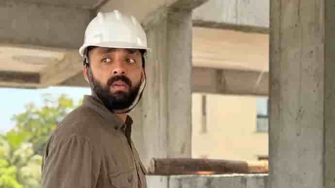 Varun Chakravarthy visits construction site, calls it his "Original Playground
