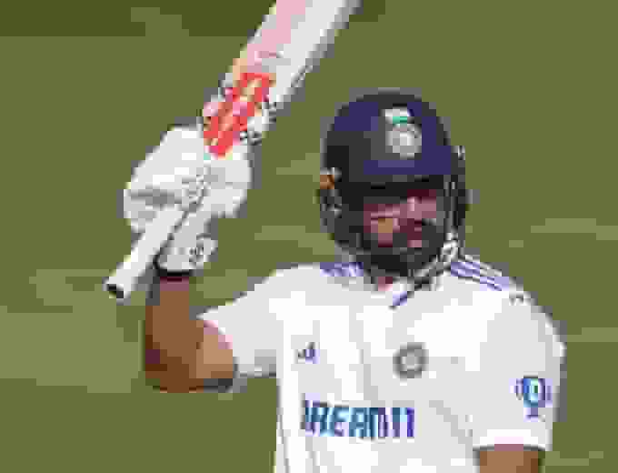 Karun Nair 200