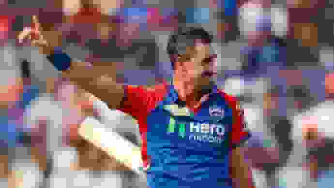 mitchell-starc