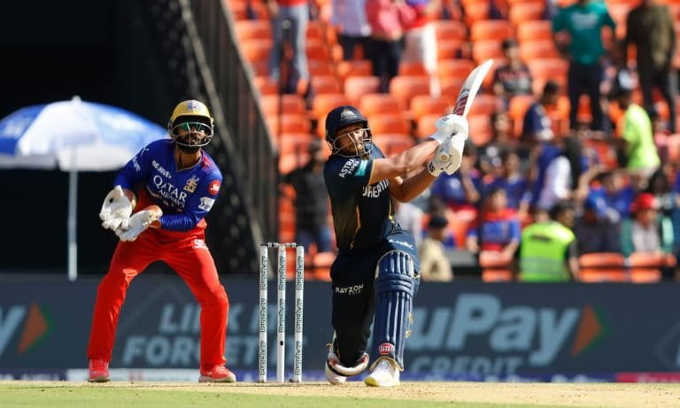 Shahrukh Khan smashes his maiden fifty in IPL